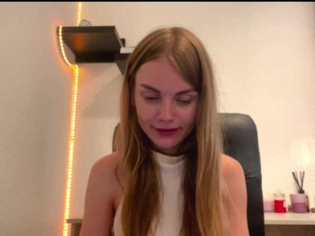 SunStrike live webcam show