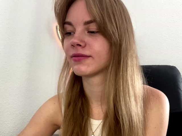 SunStrike live cam on BongaCams