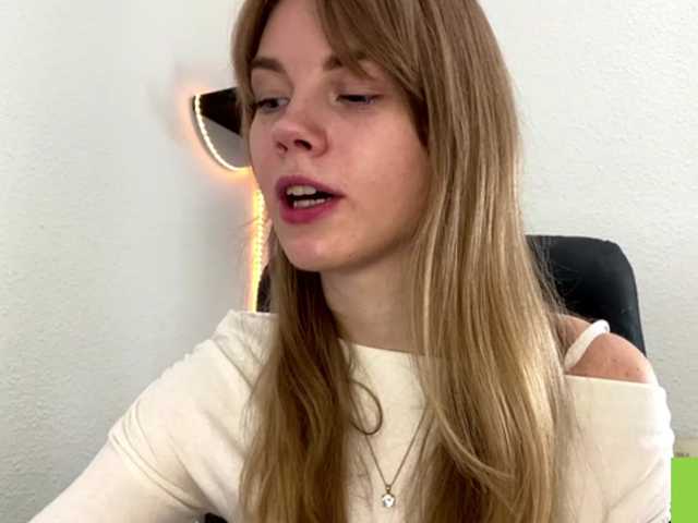 SunStrike live cam on BongaCams