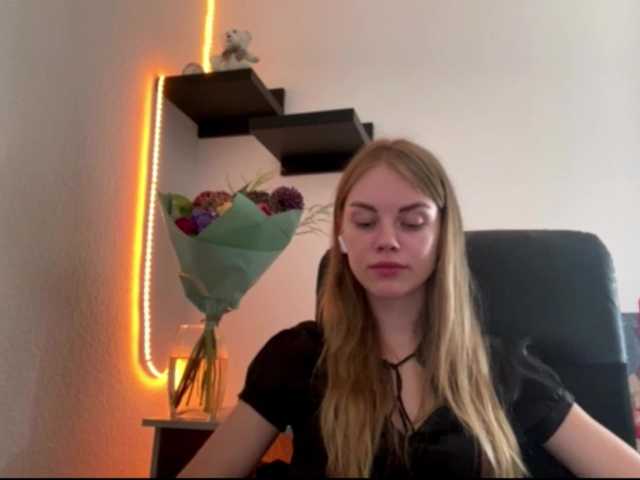 SunStrike live cam on BongaCams