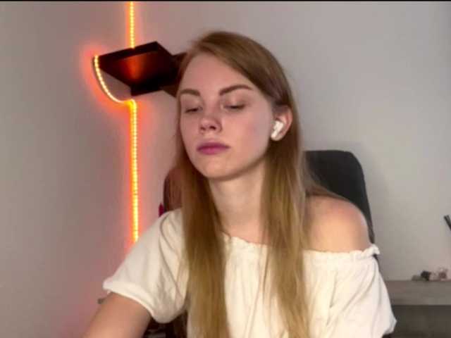SunStrike live cam on BongaCams
