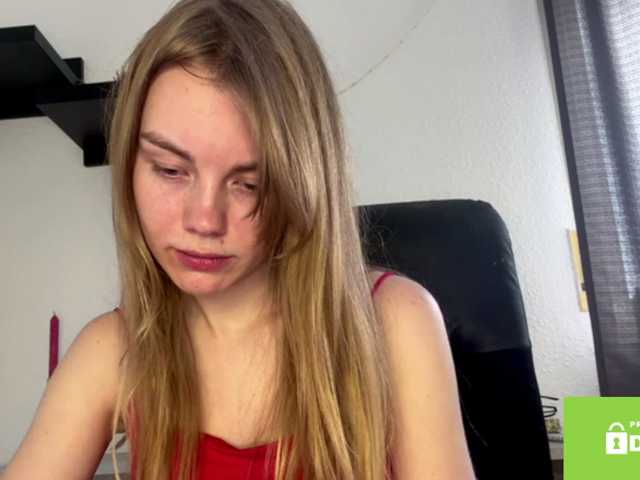 SunStrike live cam on BongaCams