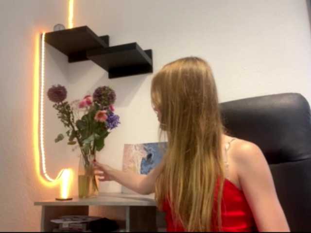 SunStrike live cam on BongaCams