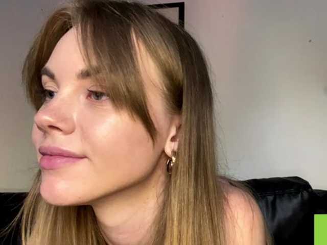 SunStrike live cam on BongaCams