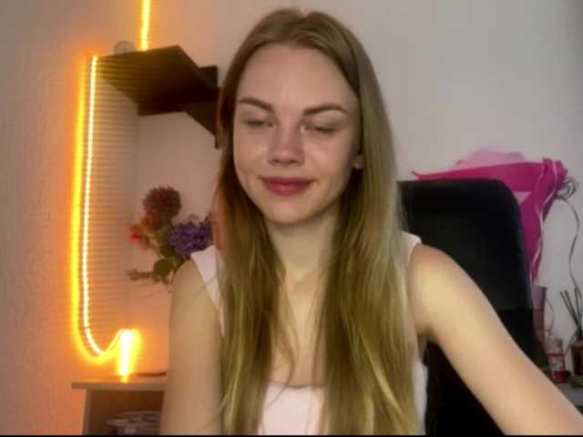 SunStrike live cam on BongaCams
