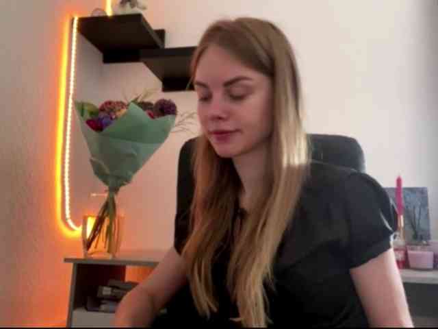 SunStrike Sex Cam Show