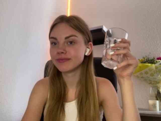 SunStrike Sex Cam Show