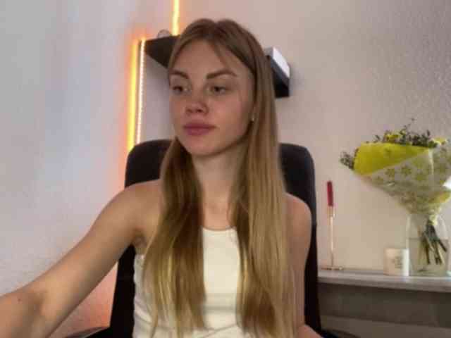 SunStrike Sex Cam Show