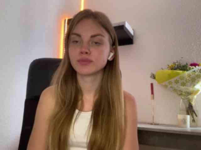 SunStrike Sex Cam Show