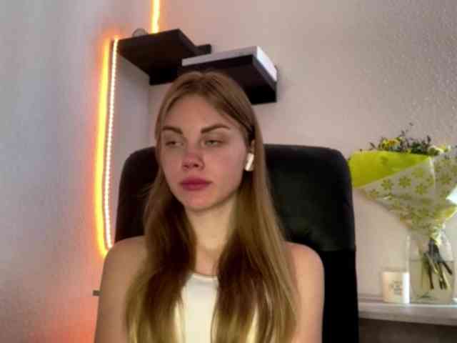 SunStrike Sex Cam Show