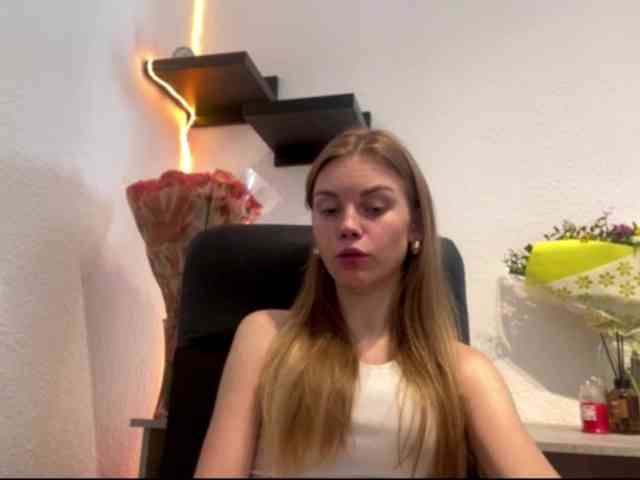 SunStrike Sex Cam Show