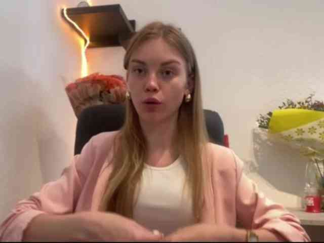 SunStrike Sex Cam Show