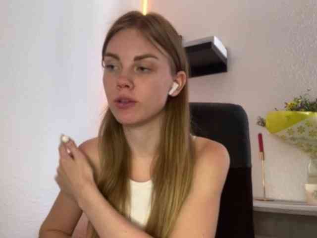 SunStrike Sex Cam Show