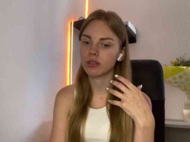 SunStrike Sex Cam Show