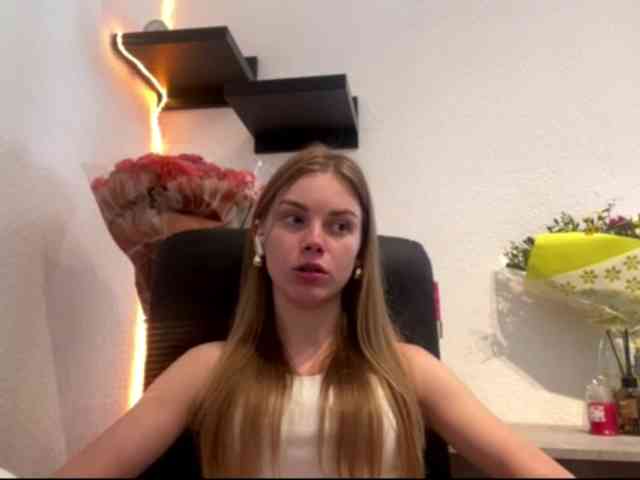 SunStrike Sex Cam Show