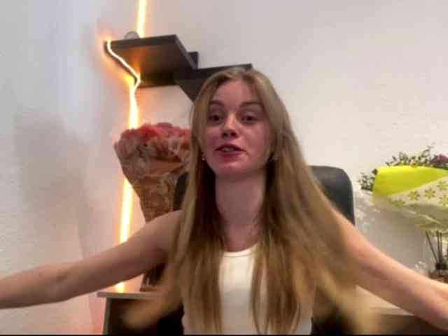 SunStrike Sex Cam Show