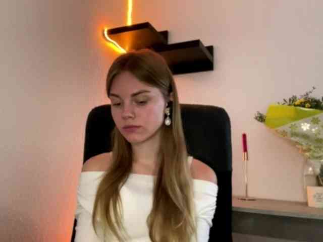 SunStrike Sex Cam Show