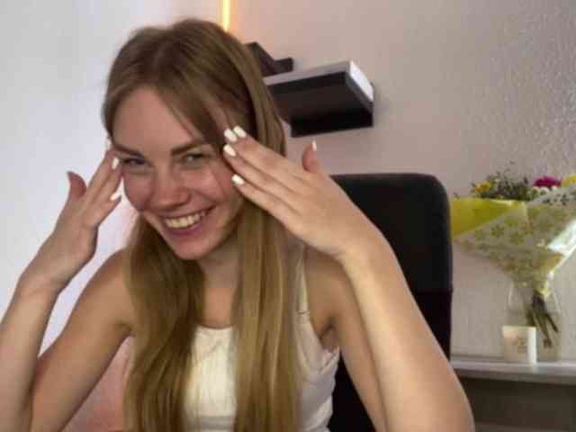 SunStrike Sex Cam Show