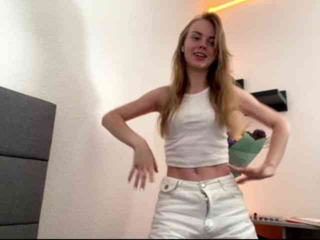 SunStrike Sex Cam Show