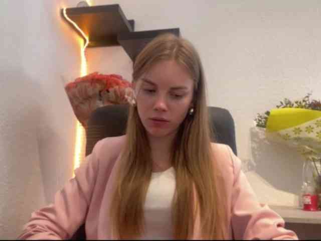 SunStrike Sex Cam Show