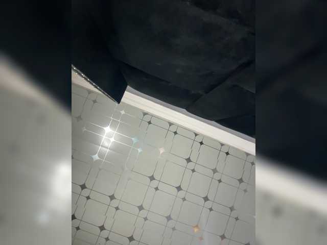 JunePussy live cam on BongaCams