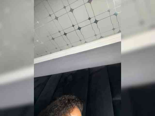 JunePussy webcam