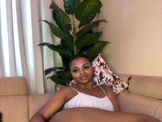 Pretty-thicky's Live Webcam