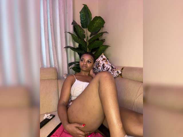 Pretty-thicky live webcam show