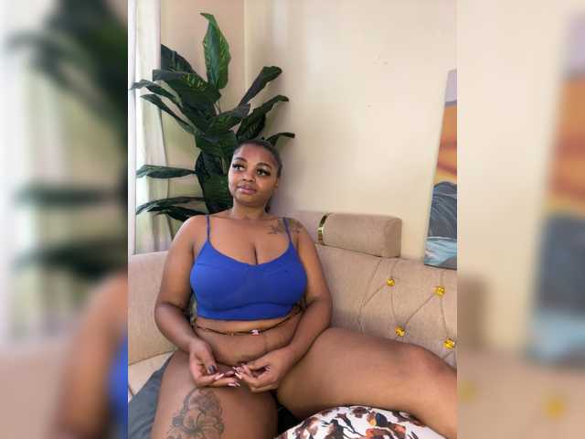 Pretty-thicky live webcam show