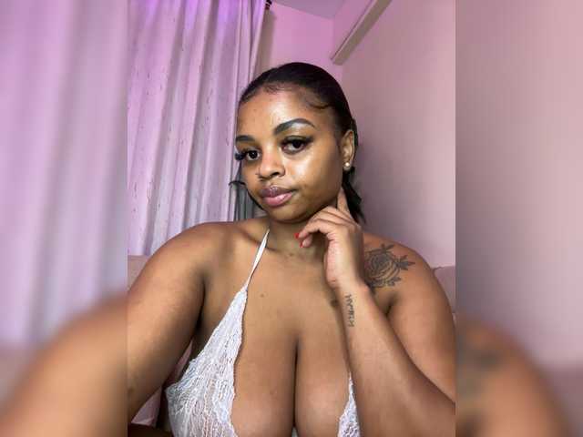 pretty-thicky cam belle