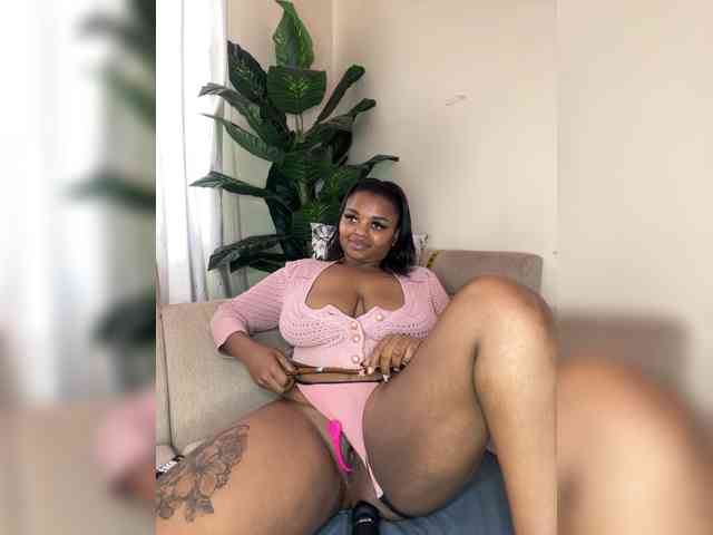 Pretty-thicky webcam