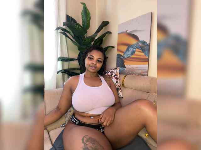 Pretty-thicky webcam