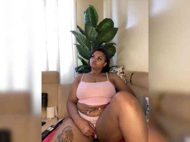 Pretty-thicky webcam