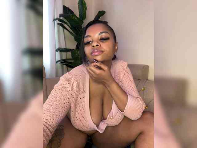 Pretty-thicky webcam