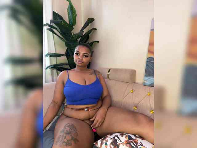 Pretty-thicky webcam
