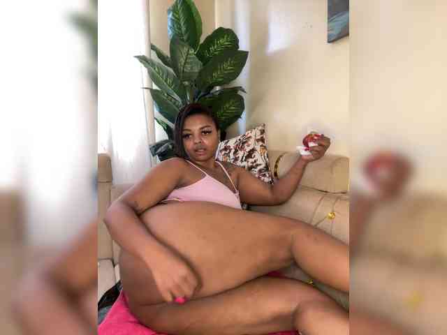 Pretty-thicky webcam