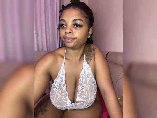 Pretty-thicky webcam