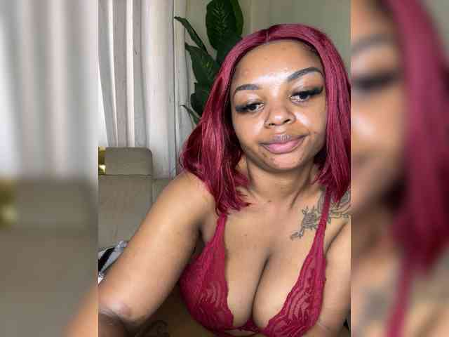 Pretty-thicky webcam