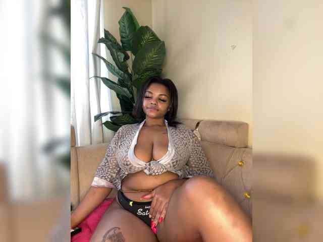 Pretty-thicky webcam