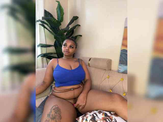 Pretty-thicky webcam
