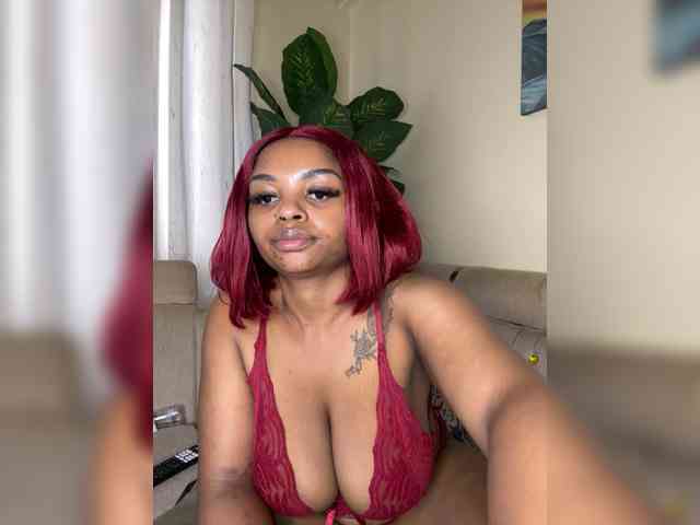 Pretty-thicky webcam