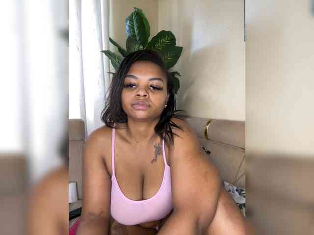 Pretty-thicky webcam