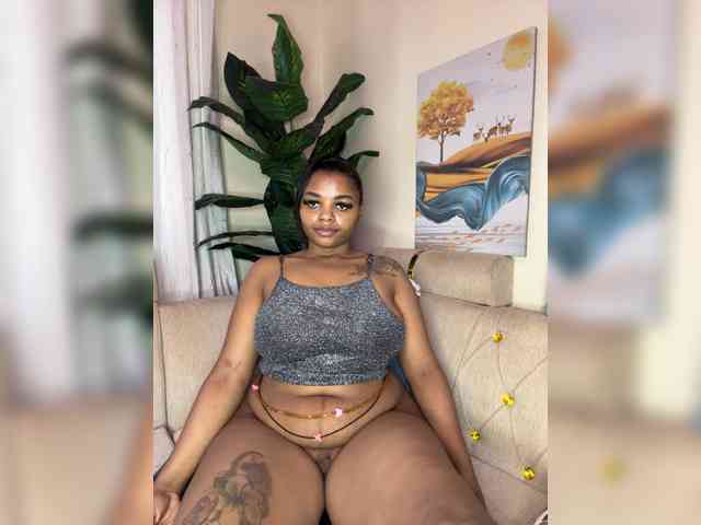 Pretty-thicky webcam