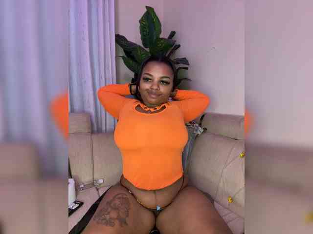 Pretty-thicky webcam