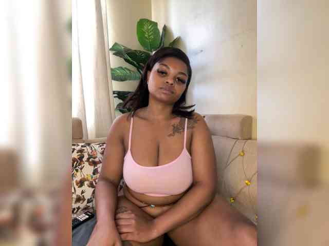 Pretty-thicky webcam