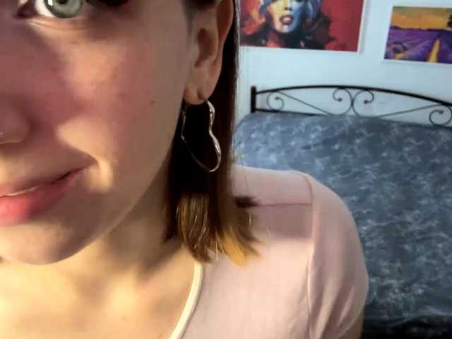 TishPasquel live cam on BongaCams