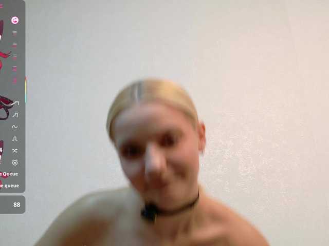 Nymphomaniac08 live cam on BongaCams