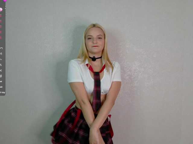 Nymphomaniac08 live cam on BongaCams