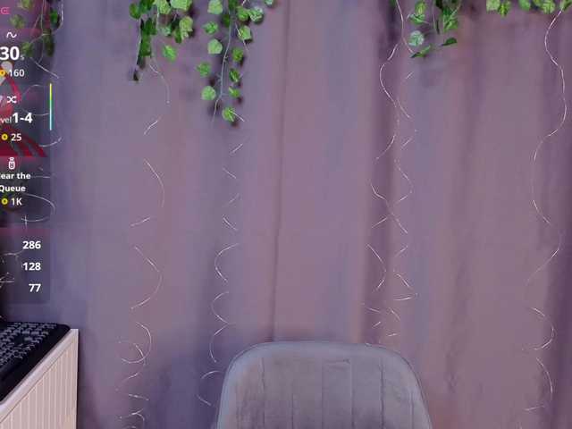 Nymphomaniac08 live cam on BongaCams