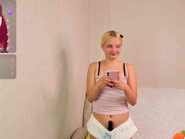 Nymphomaniac08 Sex Cam Show